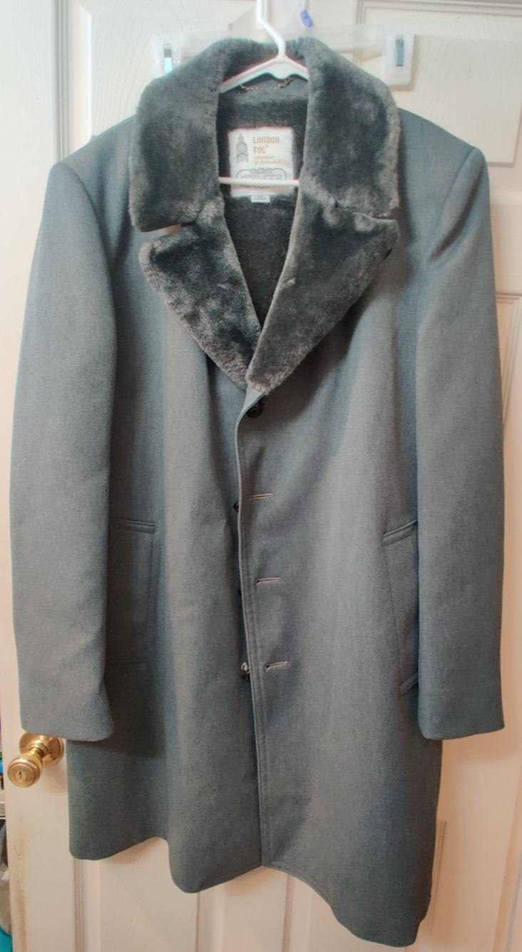 Vintage London Fog Trench Coat Men's Size 42 Long Faux Fur Collar Lined